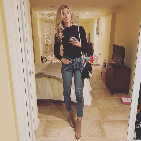 Meet your Posher, Kayla - Picture 1 of 1